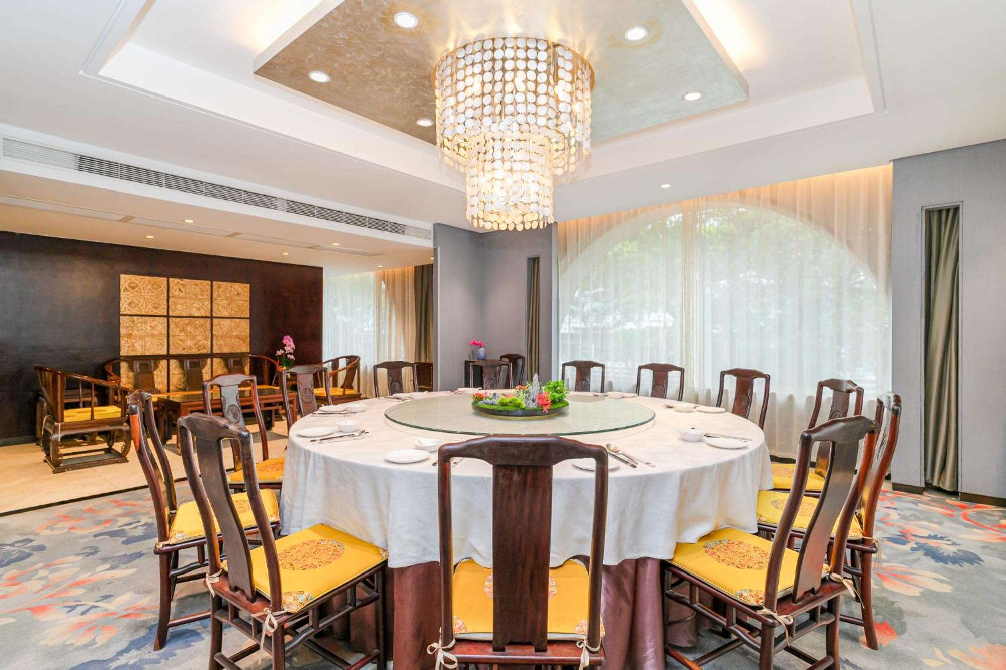 Guangdong Victory Hotel -Shamian Island Гуанчжоу Экстерьер фото