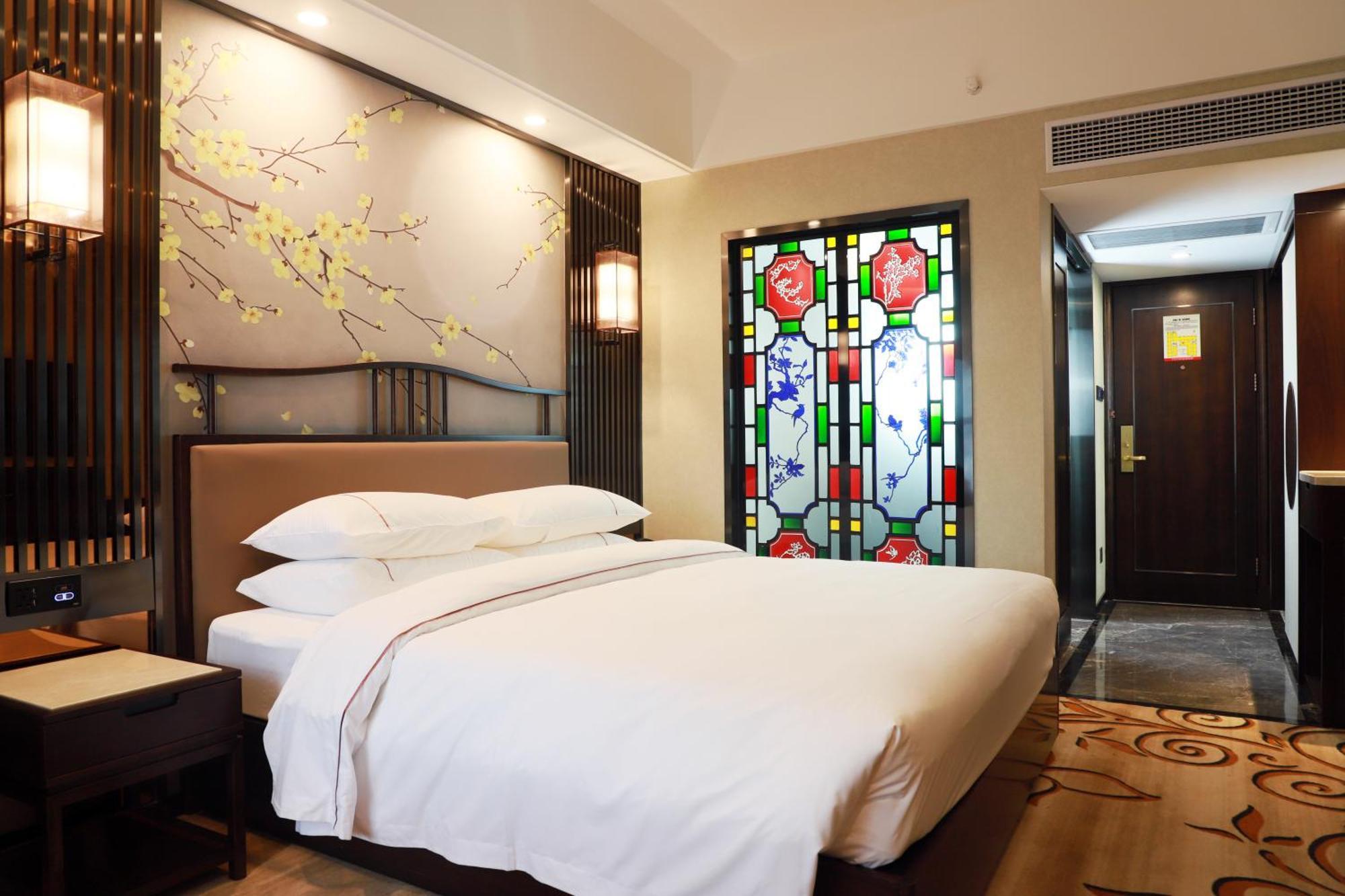 Guangdong Victory Hotel -Shamian Island Гуанчжоу Экстерьер фото